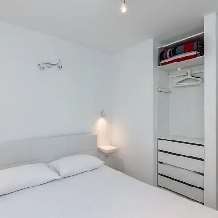 Apartments Tauzer Mandre Exterior photo