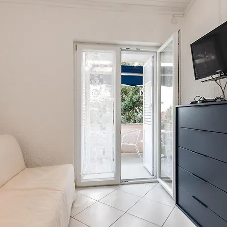 Apartments Tauzer Mandre Exterior photo