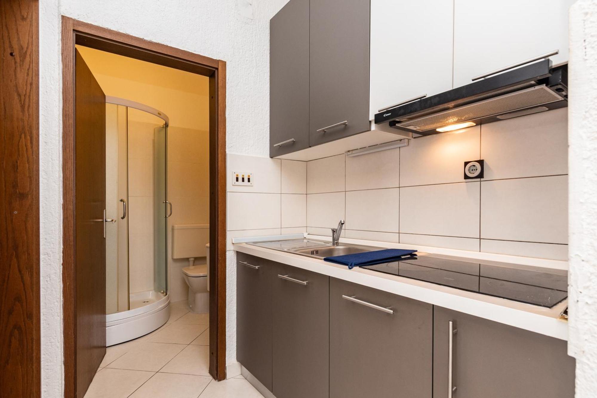 Apartment Tauzer *